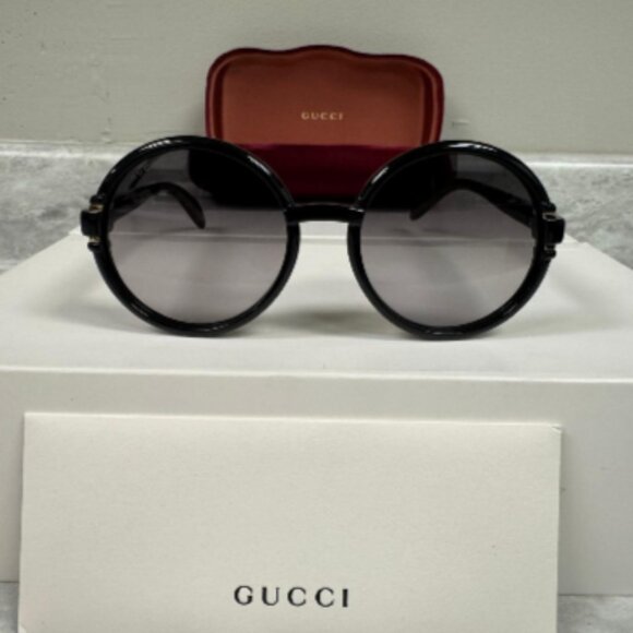 GUCCI | NEW | 1067S | 1067S - 001 | BLACK | GRADIENT GREY - Picture 1 of 5